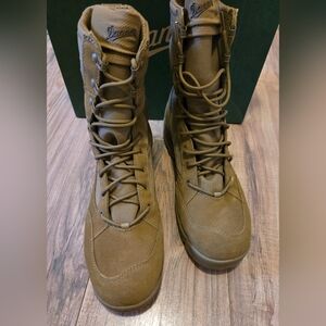 DANNER TANICUS  8" COYOTE  DRY TACTICAL MEN'S BOOTS 55317 SIZE 13D "NEW
